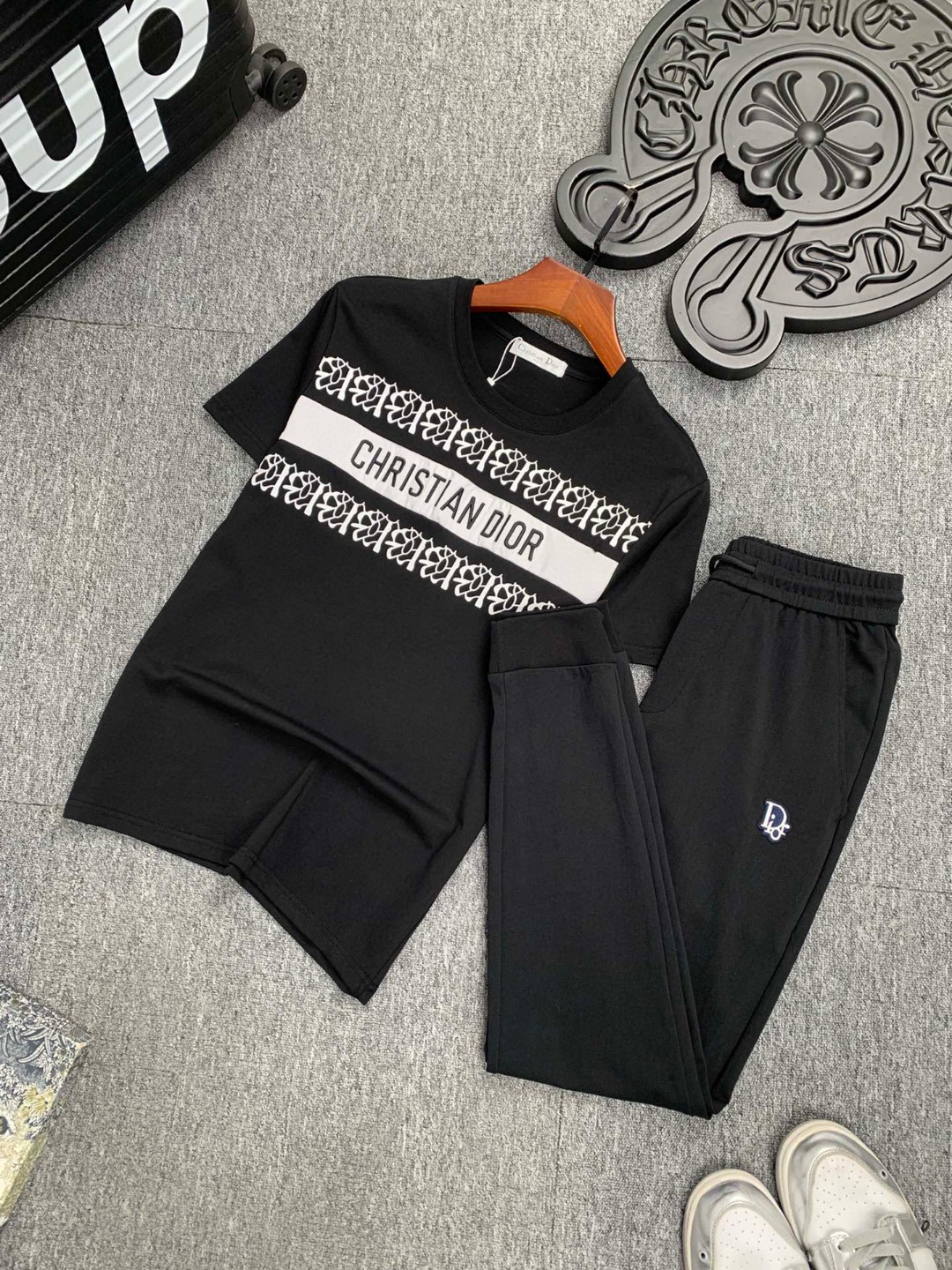24SS? クリスチャンディオール スウェットセットアップ 上下服