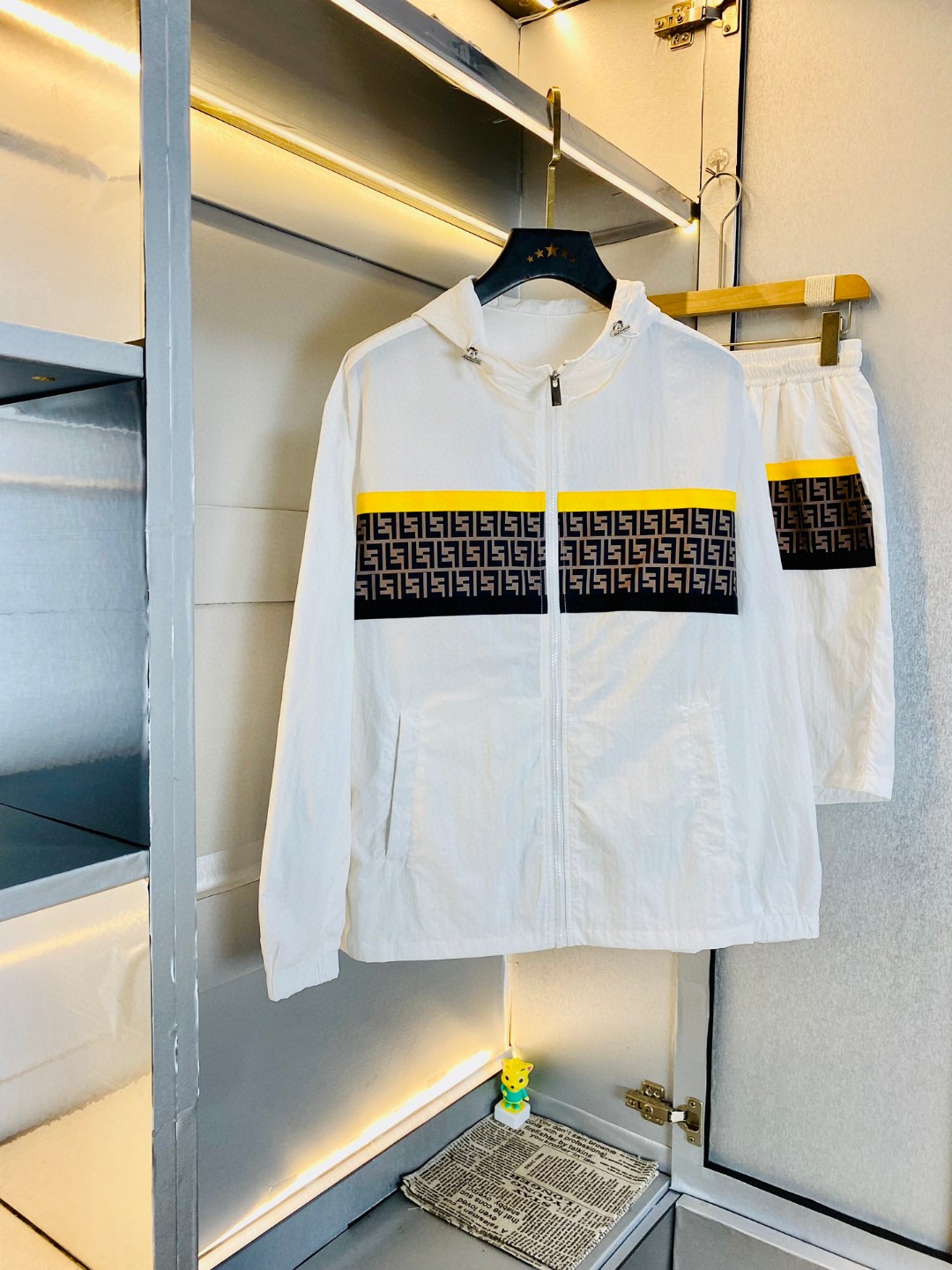 24SS夏/秋 フェンディ ウェットセットアップ 上下服