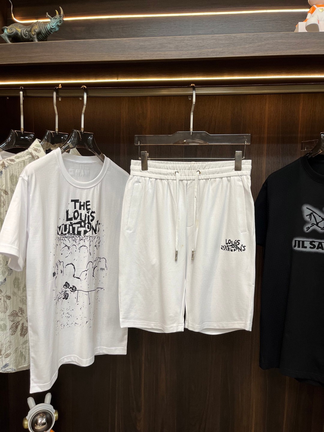 24SS ルイヴィトン スウェットセットアップ 上下服