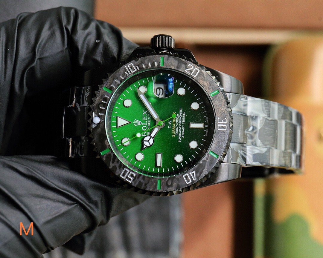 ロレックス サブマリーナSUBMARINER 3135 ムーブメント搭載