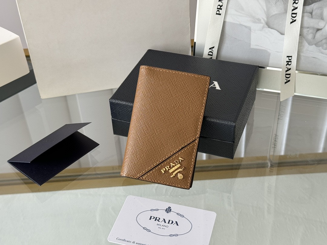 2024【新品値下受付】 プラダ 財布/小銭入れ/名刺入れ 2407