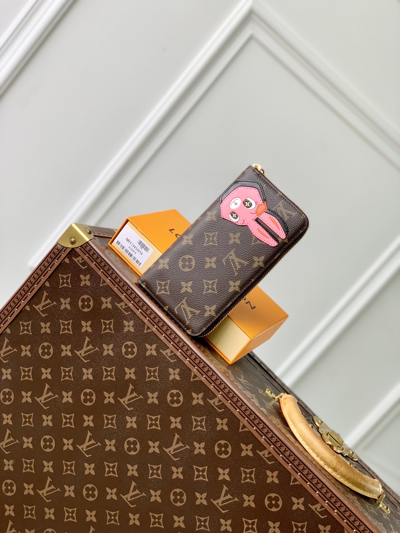 【人気】LouisVuitton ジッピー?ウォレット