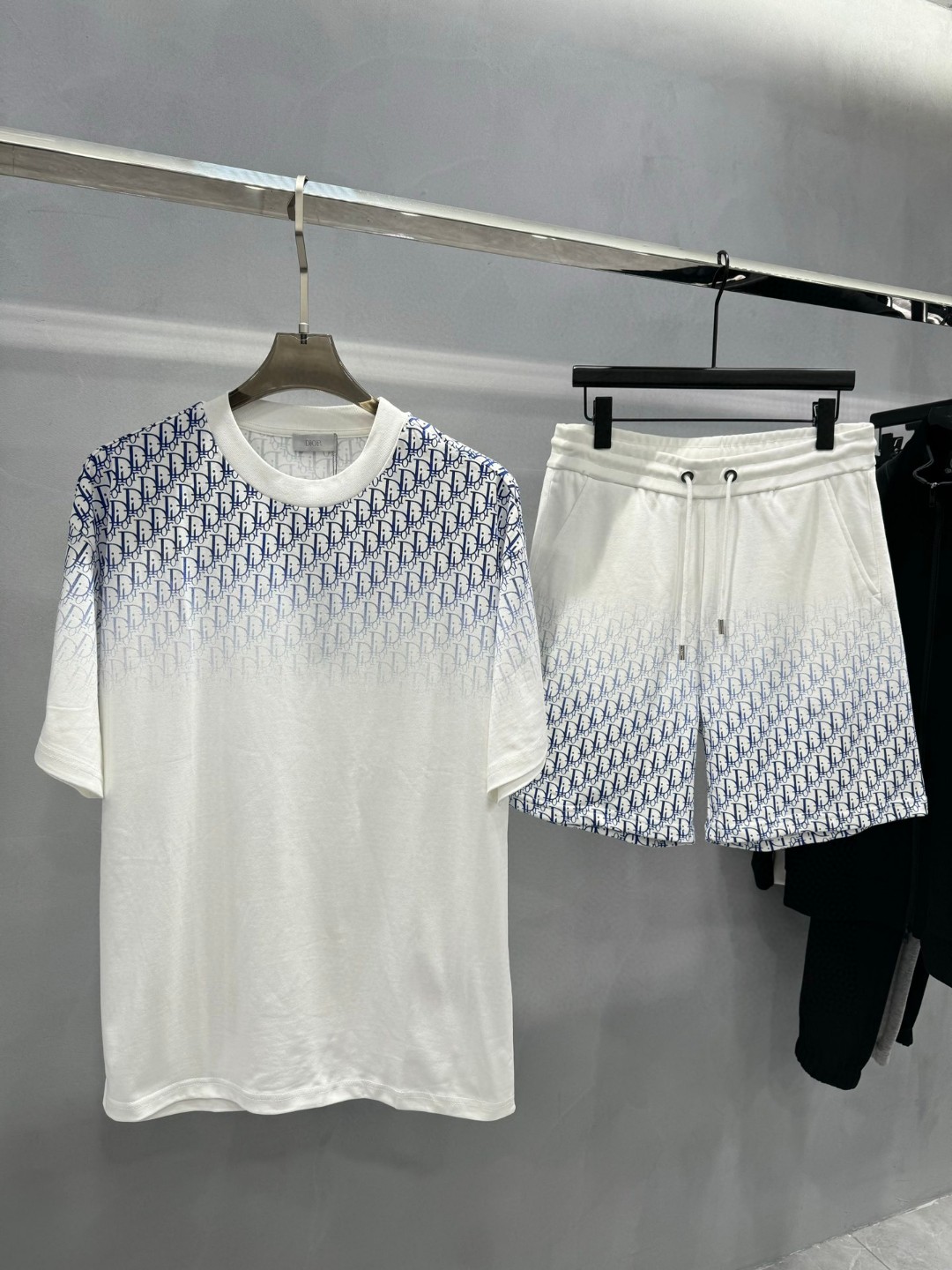 24SS? クリスチャンディオール スウェットセットアップ 上下服