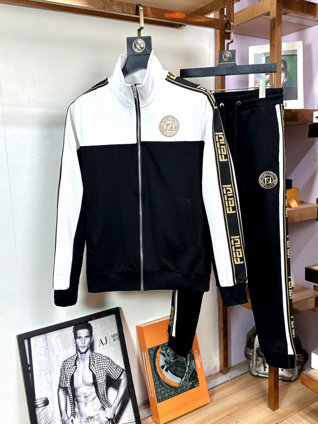 24SS フェンディスウェットセットアップ 上下服