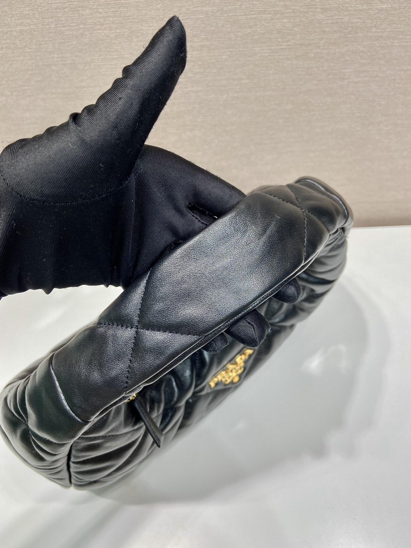 プラダ Super品 40cm Hobo ハンド【バッグ 鞄 カバン】