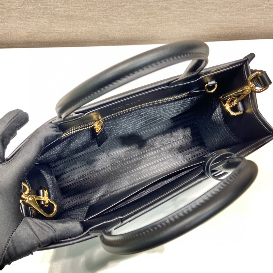 プラダ Super品30cm Tote 2WAY ハンド【バッグ 鞄 カバン】 23041913
