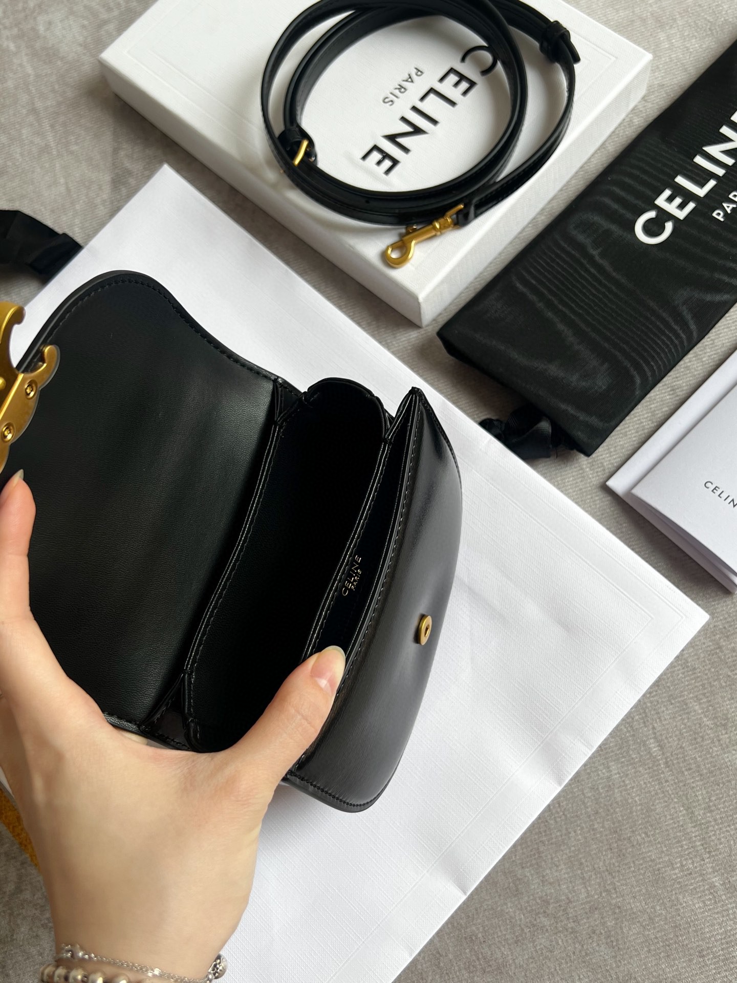 新作通販 セリーヌ MINI ショルダーバッグ 2304