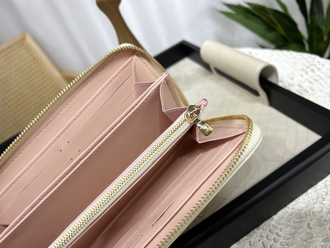 ルイヴィトン Super品 Zippy L字ファスナー長財布