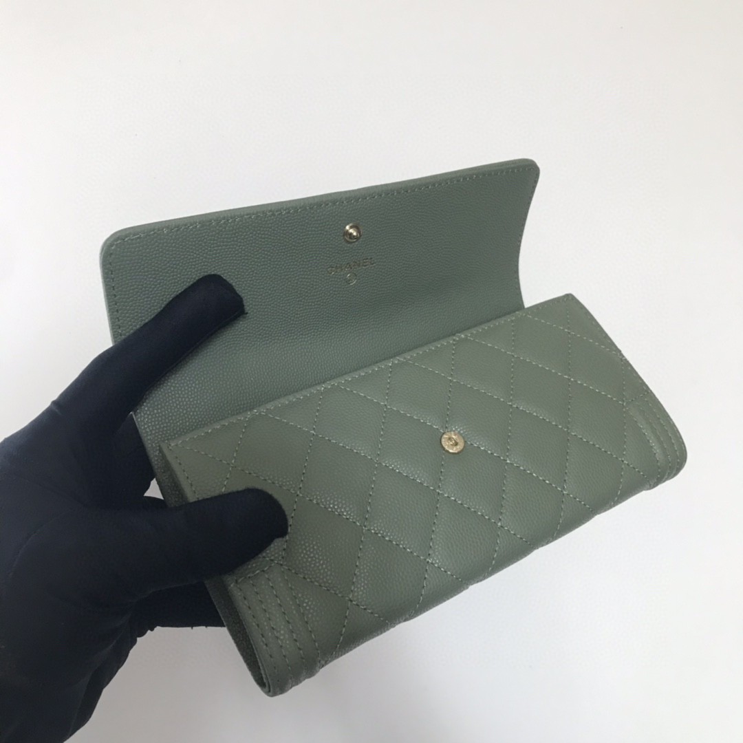 シャネル 新品値下受付 leboy 長財布/二つ折り財布 2304