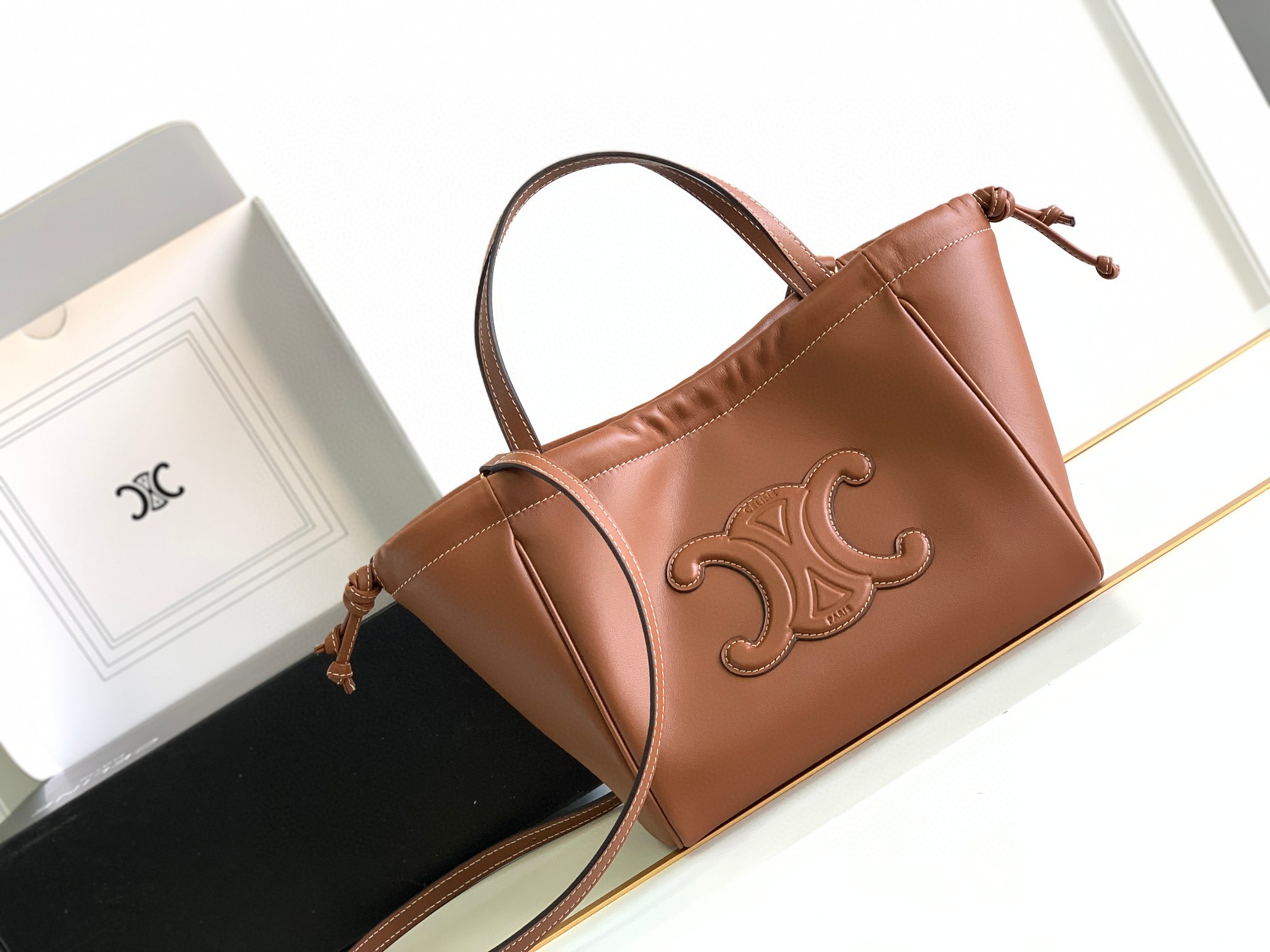 超美品 セリーヌ Mini Cuir Cabas Tote ハンドバッグ