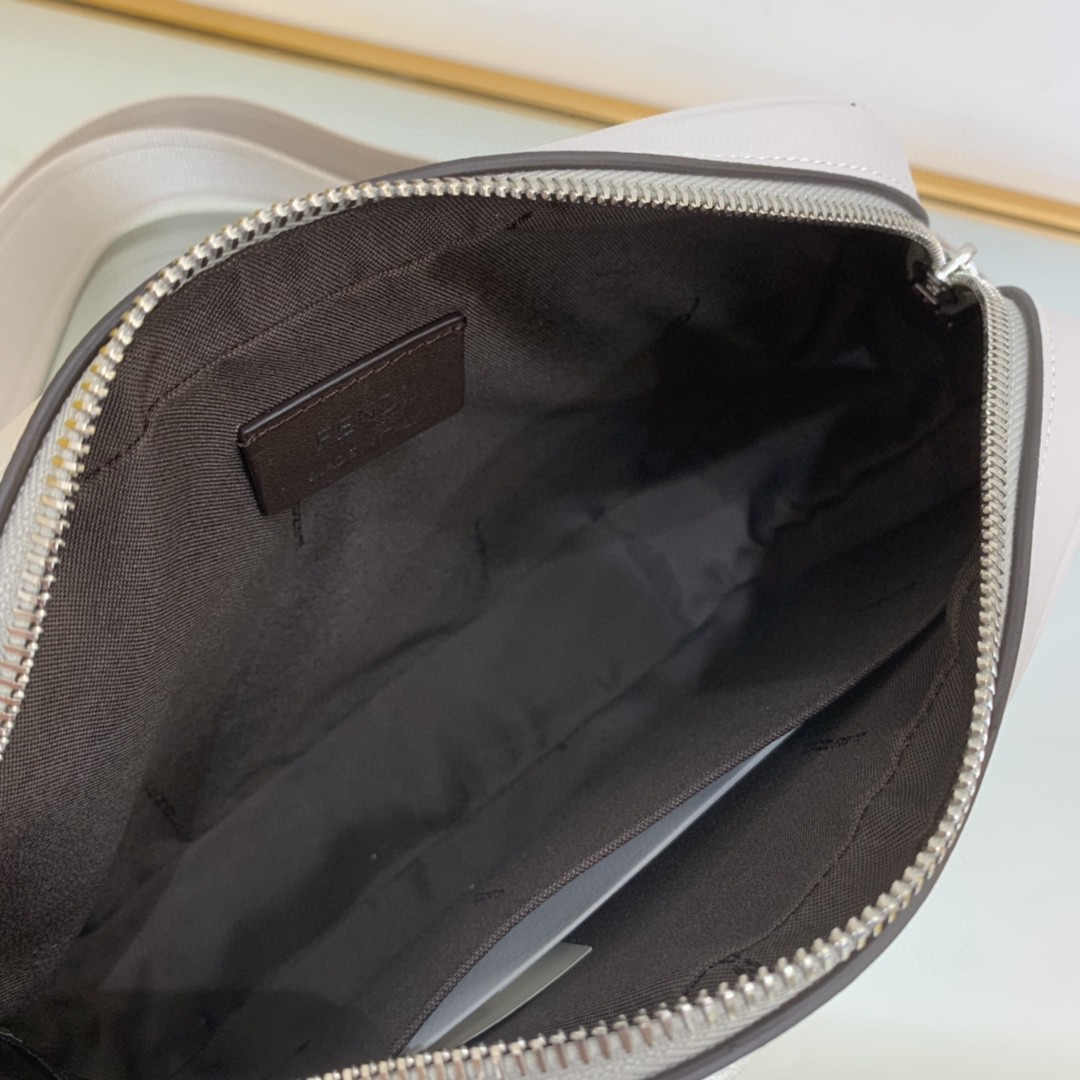 Super品 フェンディ カメラバッグ/ポシェット