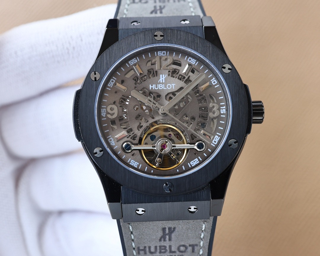 新製品 ウブロ 42mm 自動巻き 時計 多機能設計 腕時計 A88