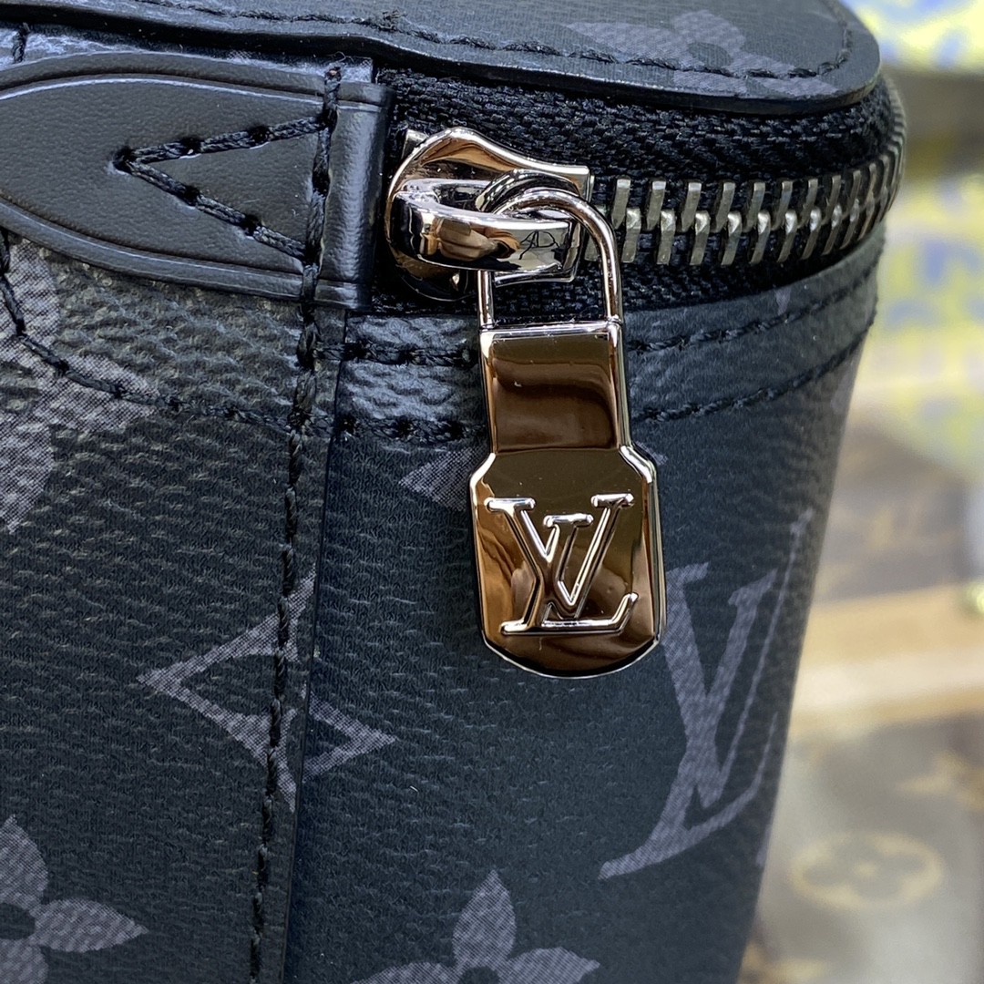 ルイヴィトン 新品値下受付 22.5cm Monogram コスメティック