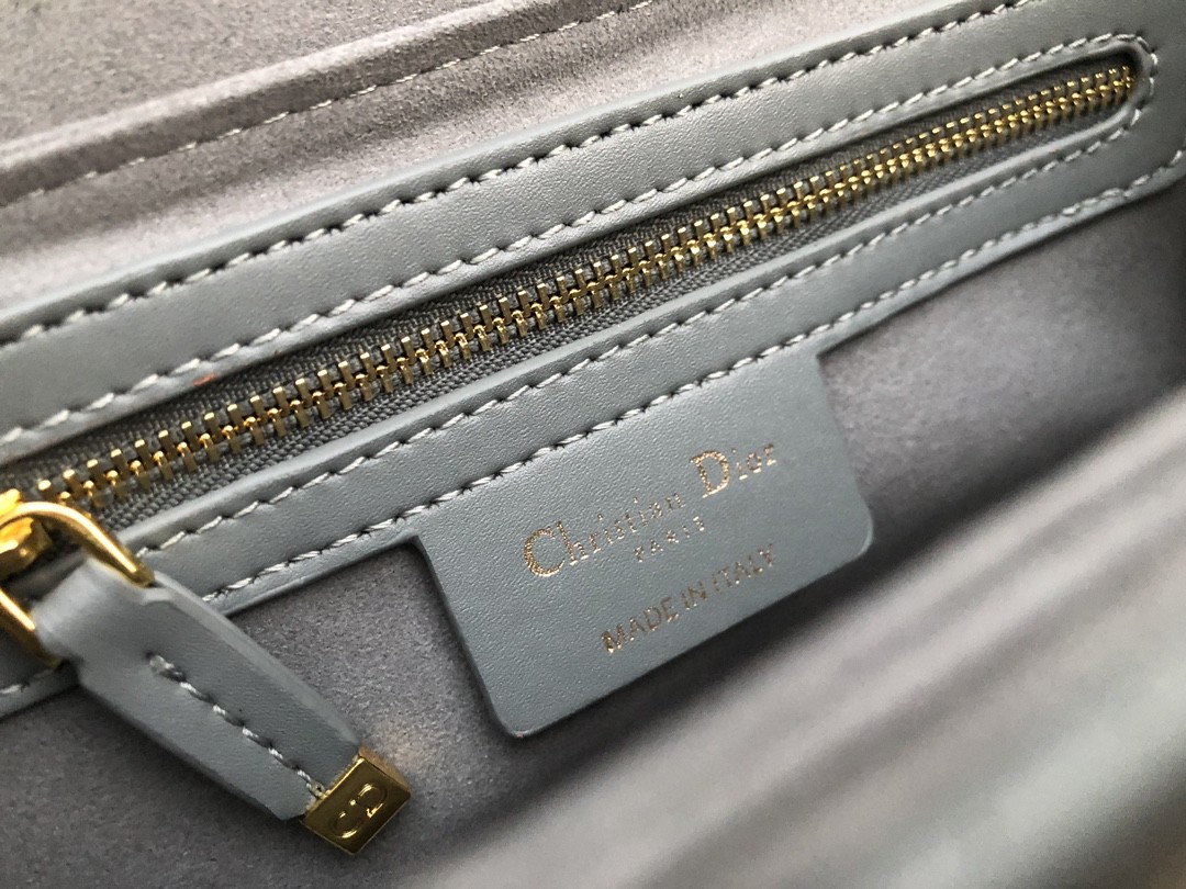 クリスチャンディオール Montaigne Avenue ショルダーバッグ