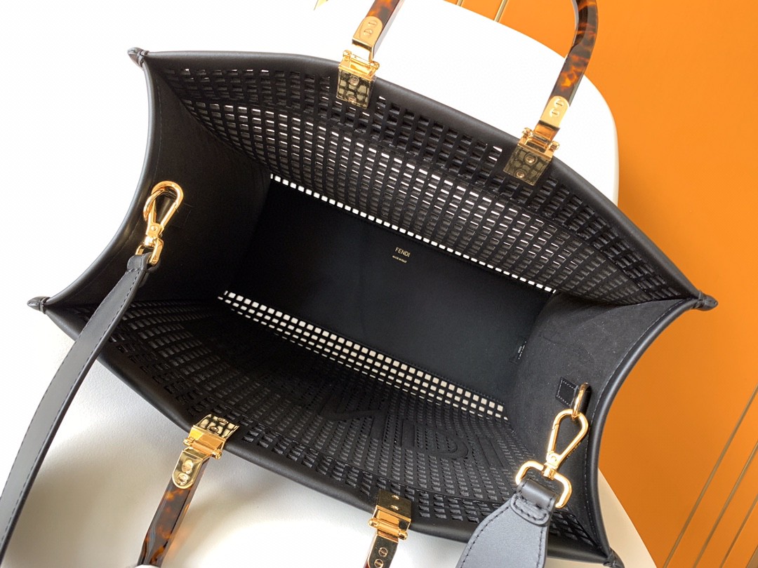 フェンディ 新作続々入荷中 Sunshine Shopper ハンドバッグ 2304