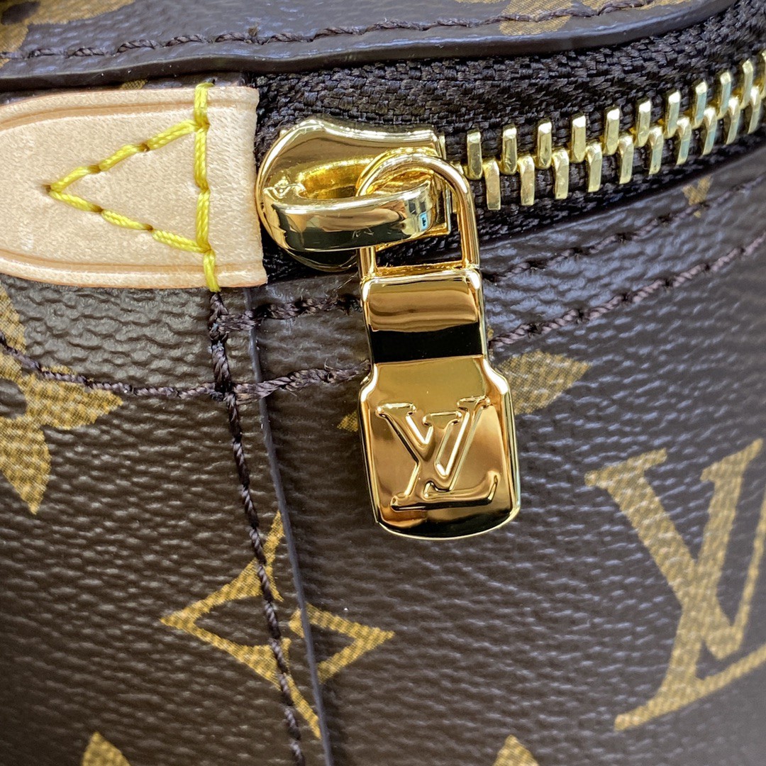 ルイヴィトン 新品値下受付 22.5cm Monogram コスメティック 2304HOJ