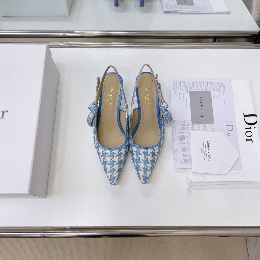 クリスチャンディオール 超美品 サンダル/ヒールパンプス