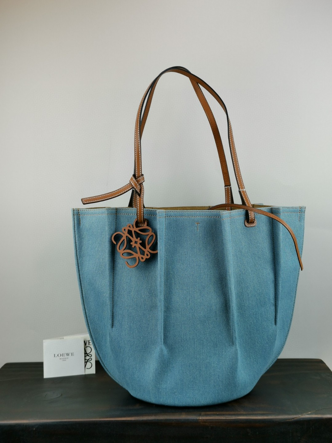 ロエベ 高品質 Shell Tote 39cm トート ハンドバッグ