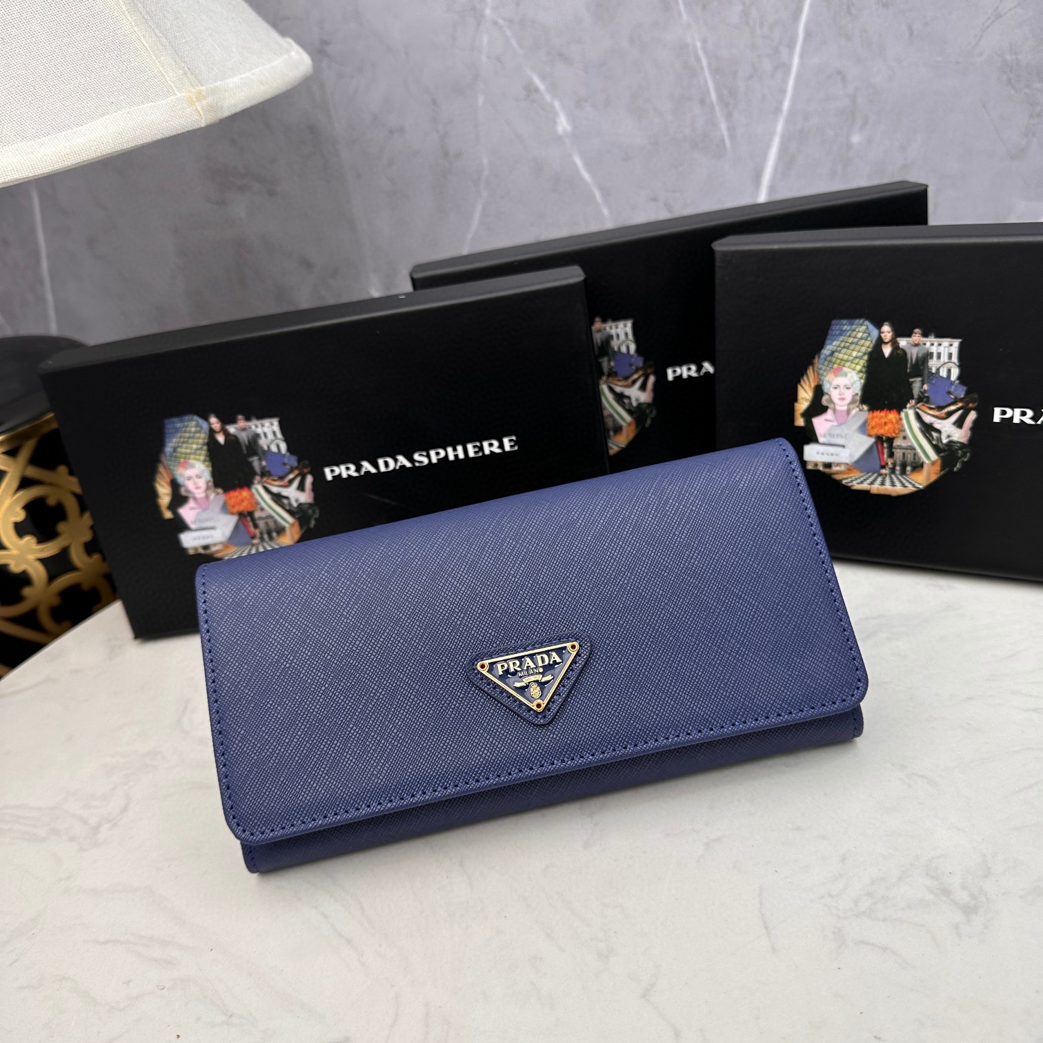 プラダ 新作続々入荷中 長財布/二つ折り財布 2304XSJ