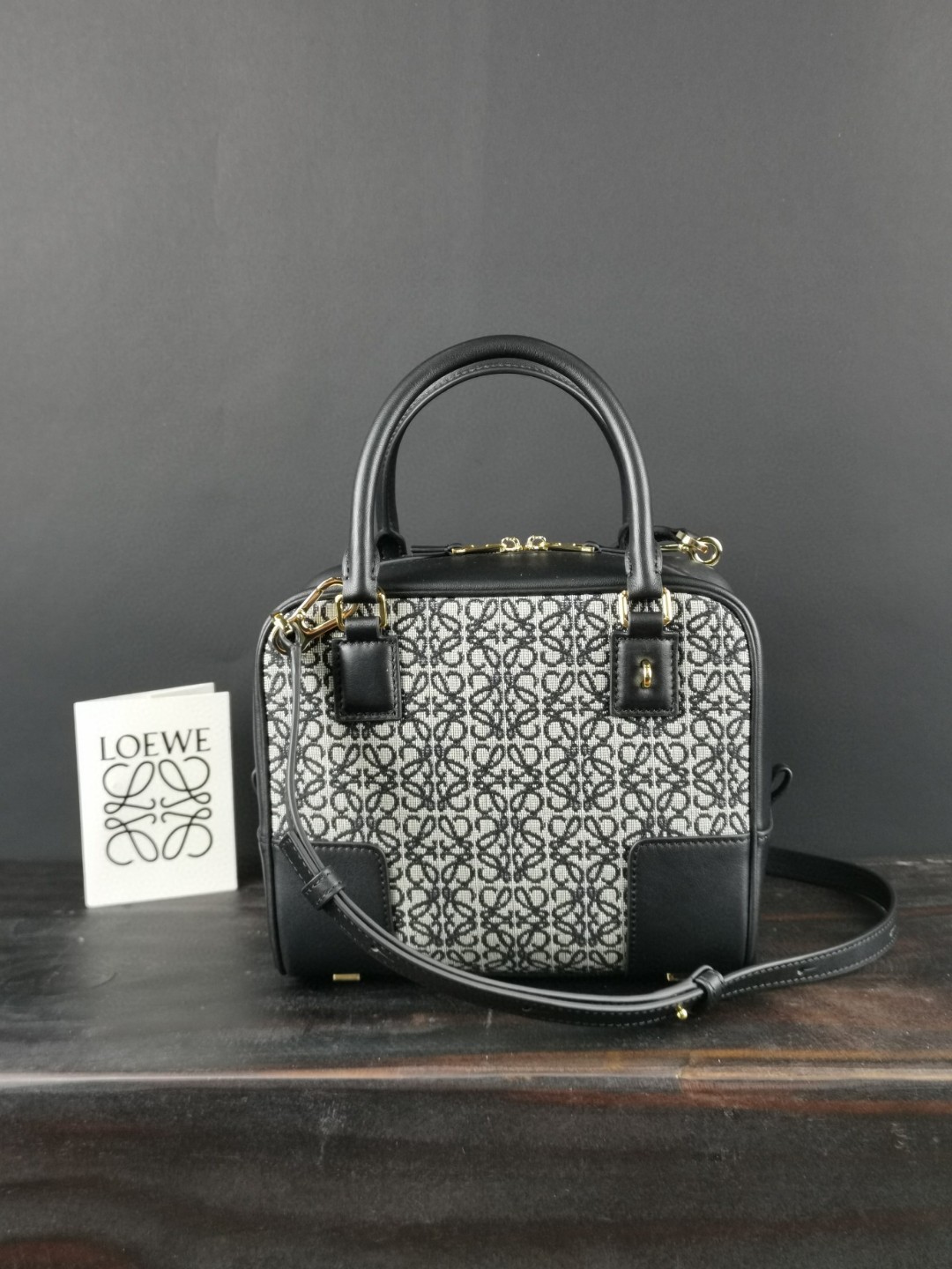 超美品 ロエベ Amazona 19cm 2WAY ハンドバッグ 2304