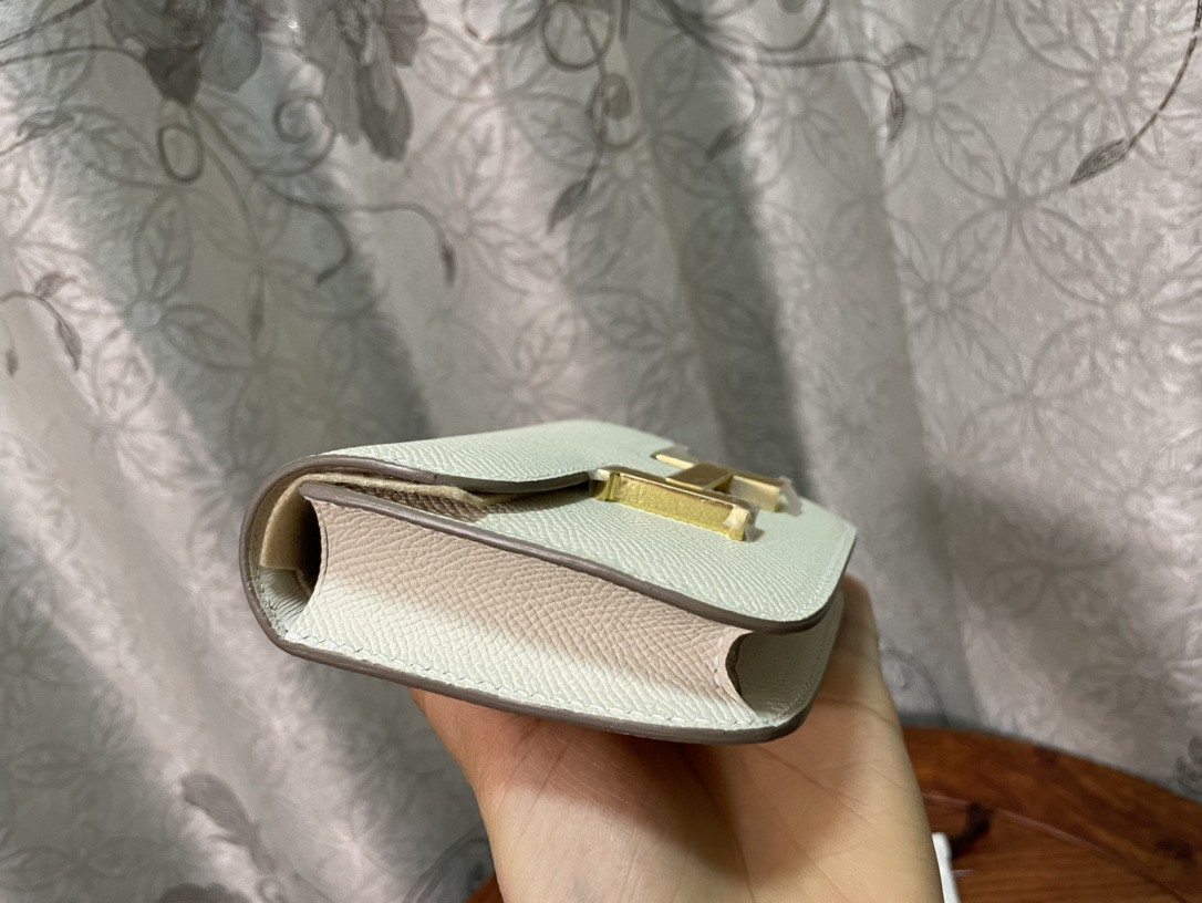 パーフェク エルメス constance コンスタンス slim 金具ゴールド 2023