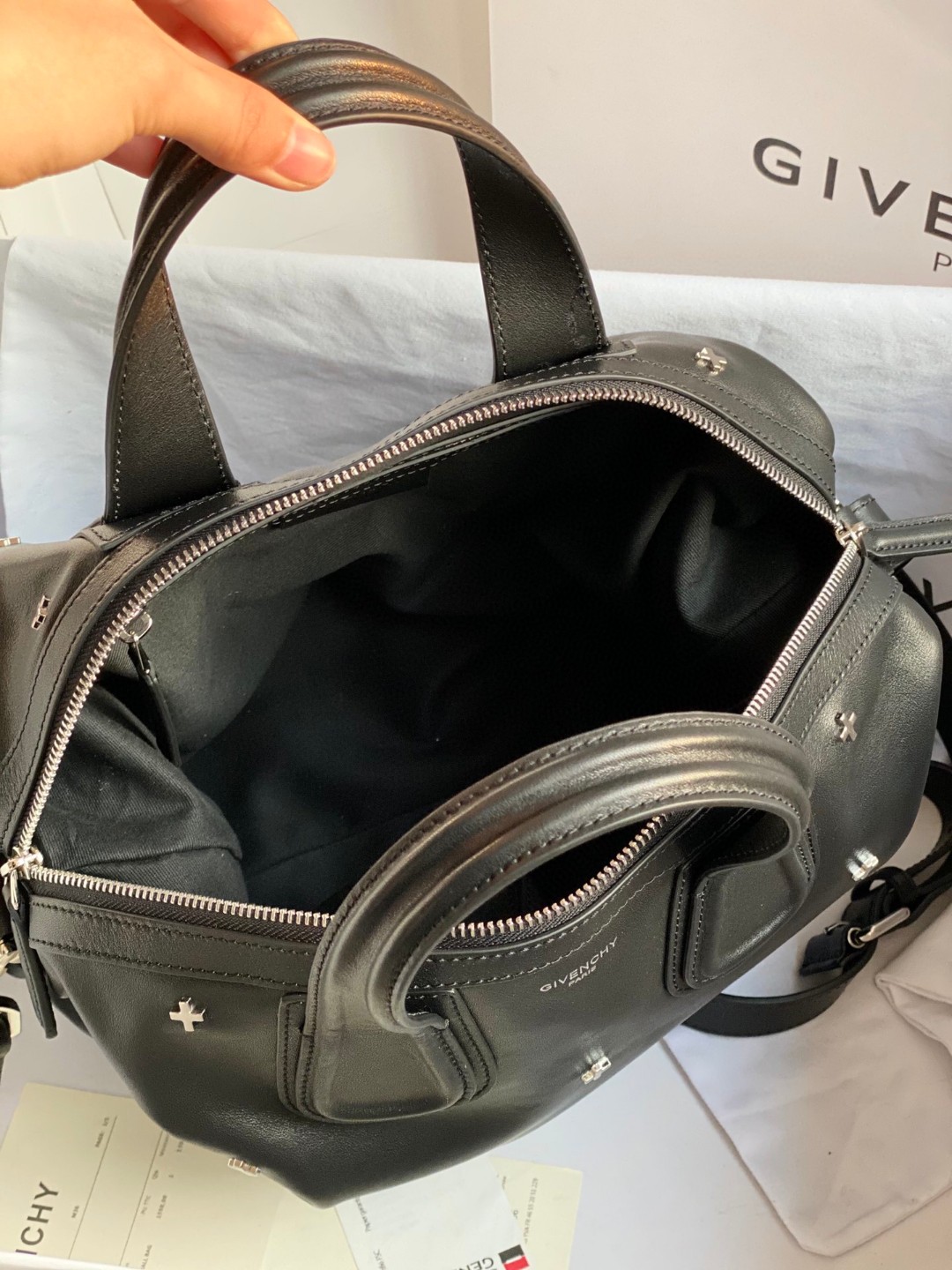 ジバンシィ 超美品 Nightingale 28cm 2WAY ハンドバッグ