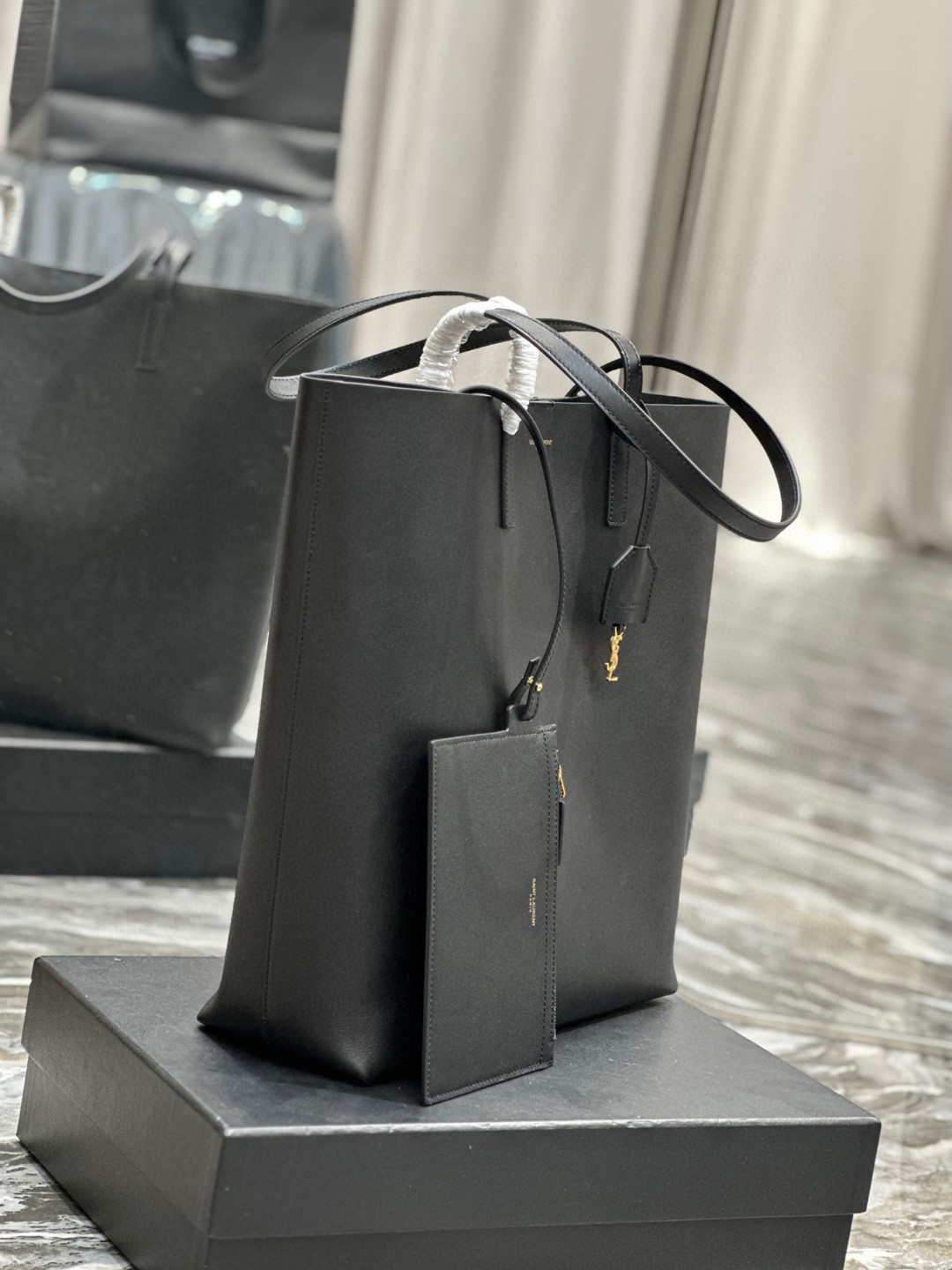 イヴ サンローラン高品質shopping tote bagショッピングバッグ 2303