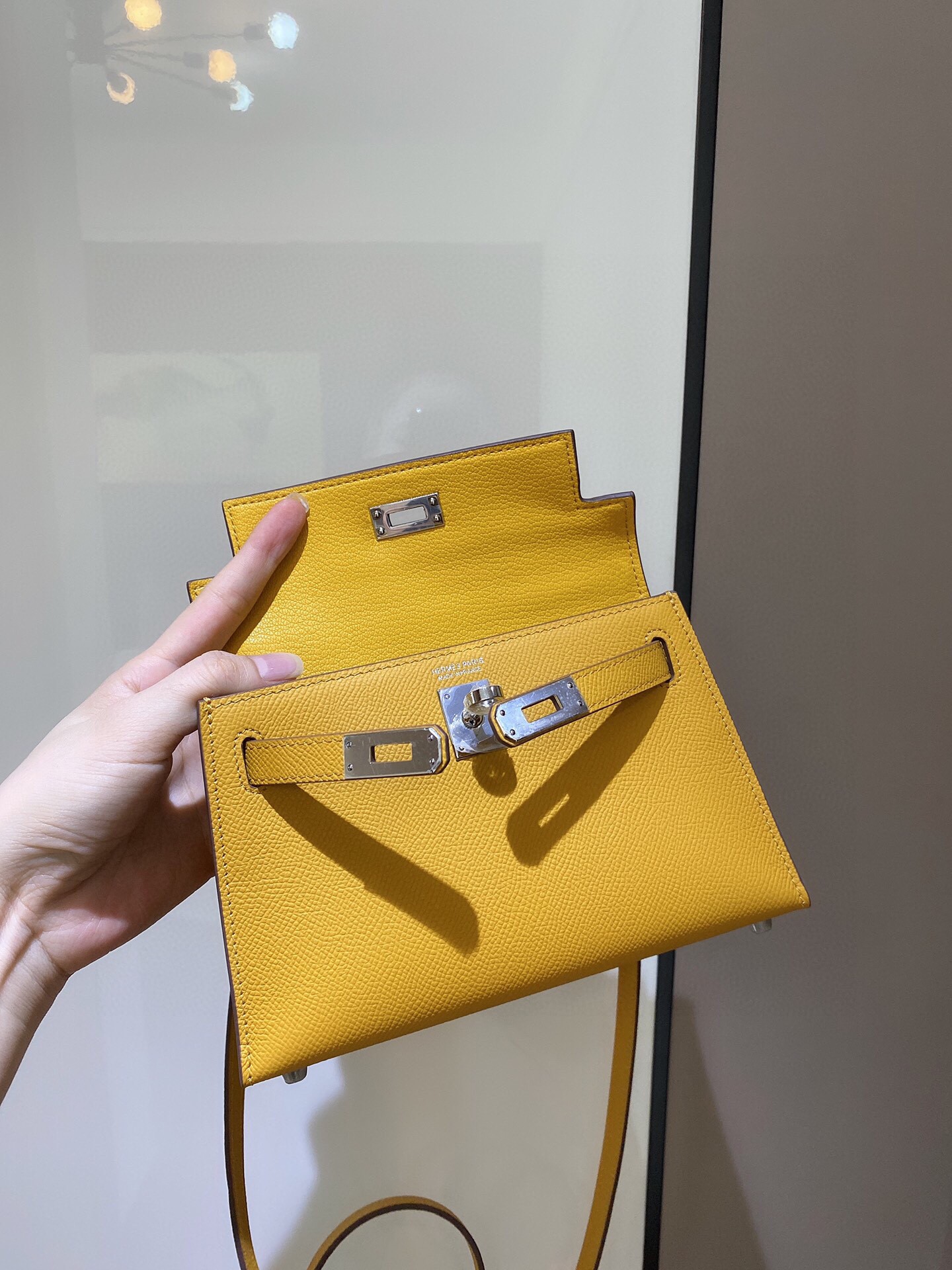エルメス ケリー mini 19CM Epsom 写真色/金具シルバー 2023AM
