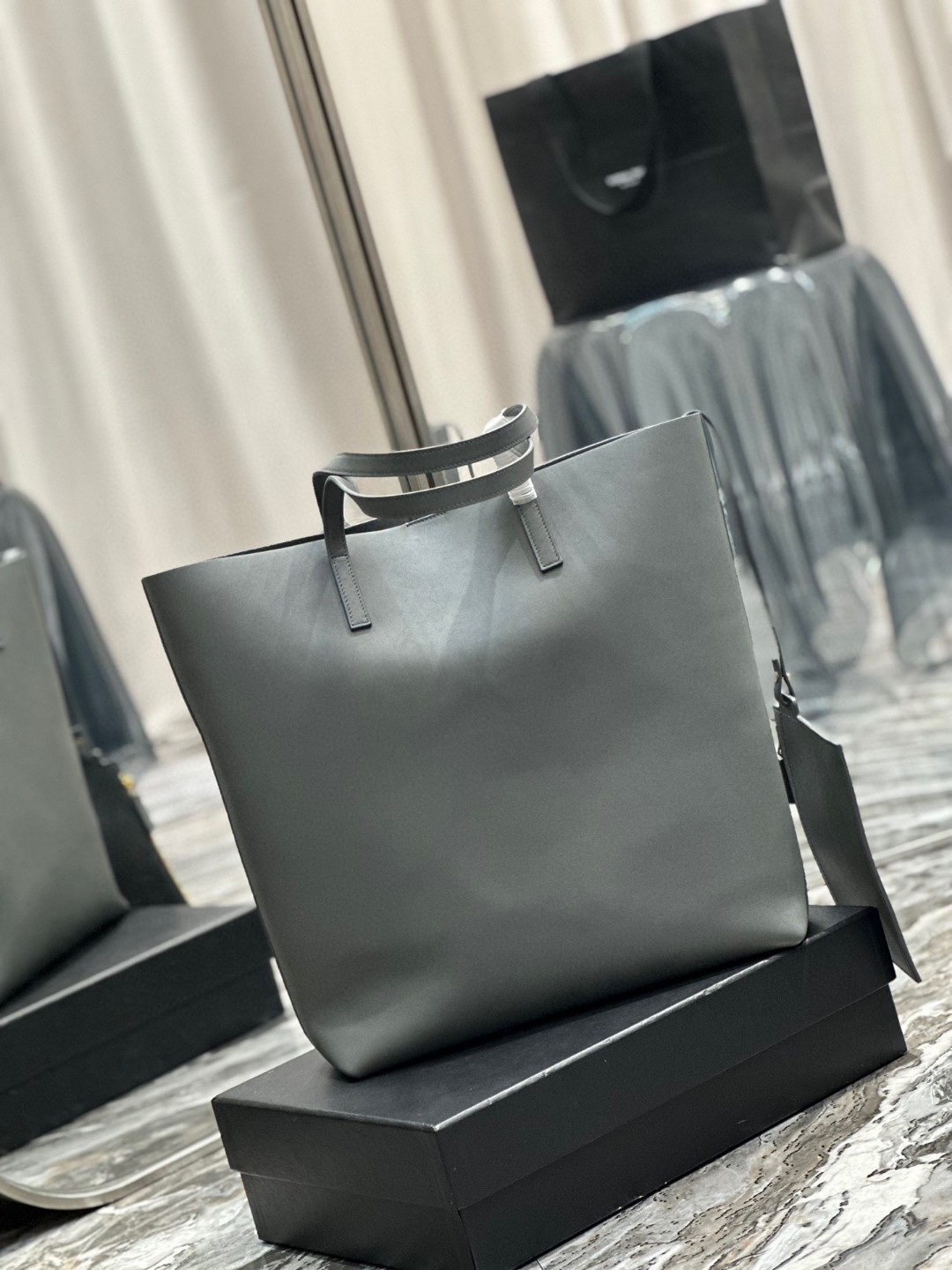 イヴ サンローラン高品質shopping tote bagショッピングバッグ 2303