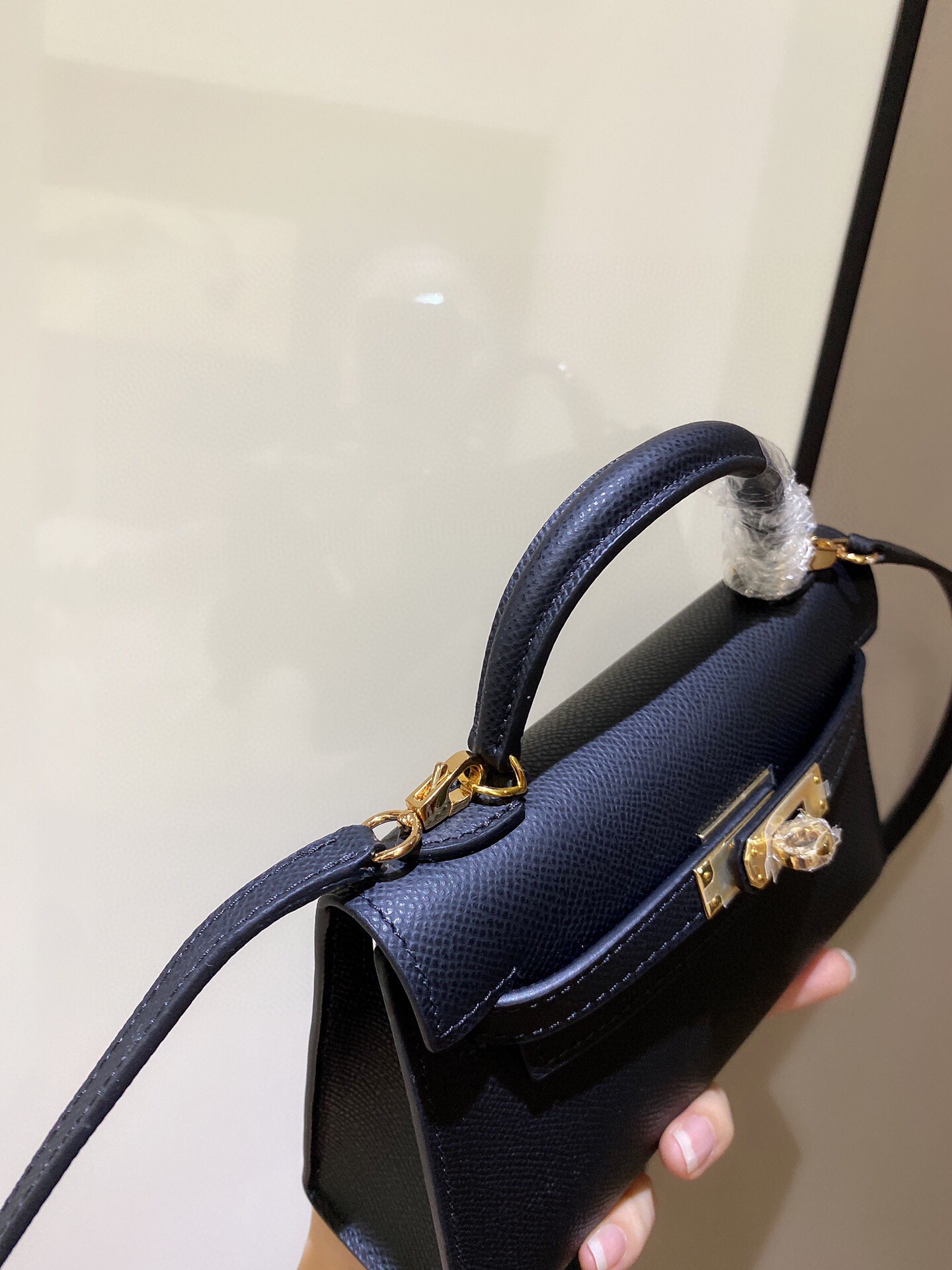 芸能人愛用 エルメス mini ケリー 19 Epsom 写真色/金具ゴールド 2023AM