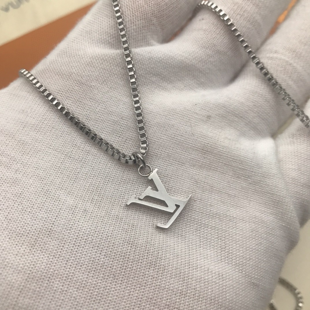 新作続々入荷中 ルイヴィトン ネックレス.ペンダント