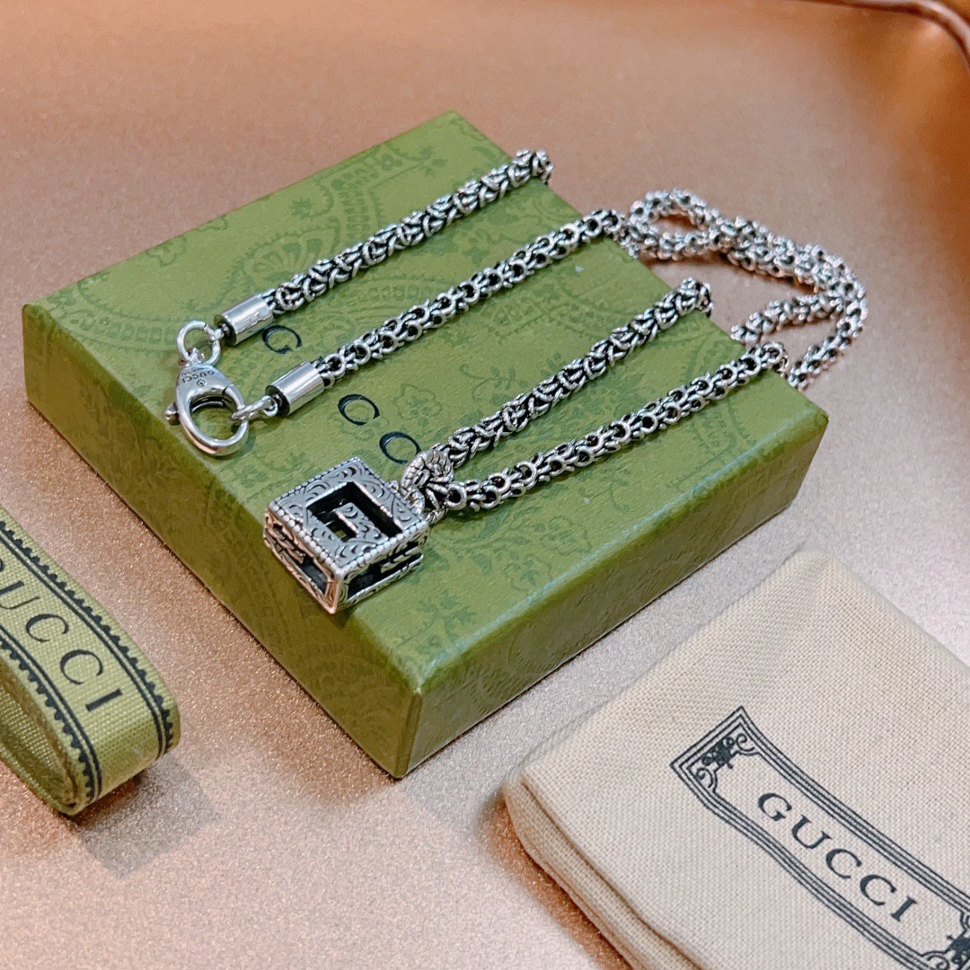 グッチ 売れ筋商品 ネックレス.ペンダント