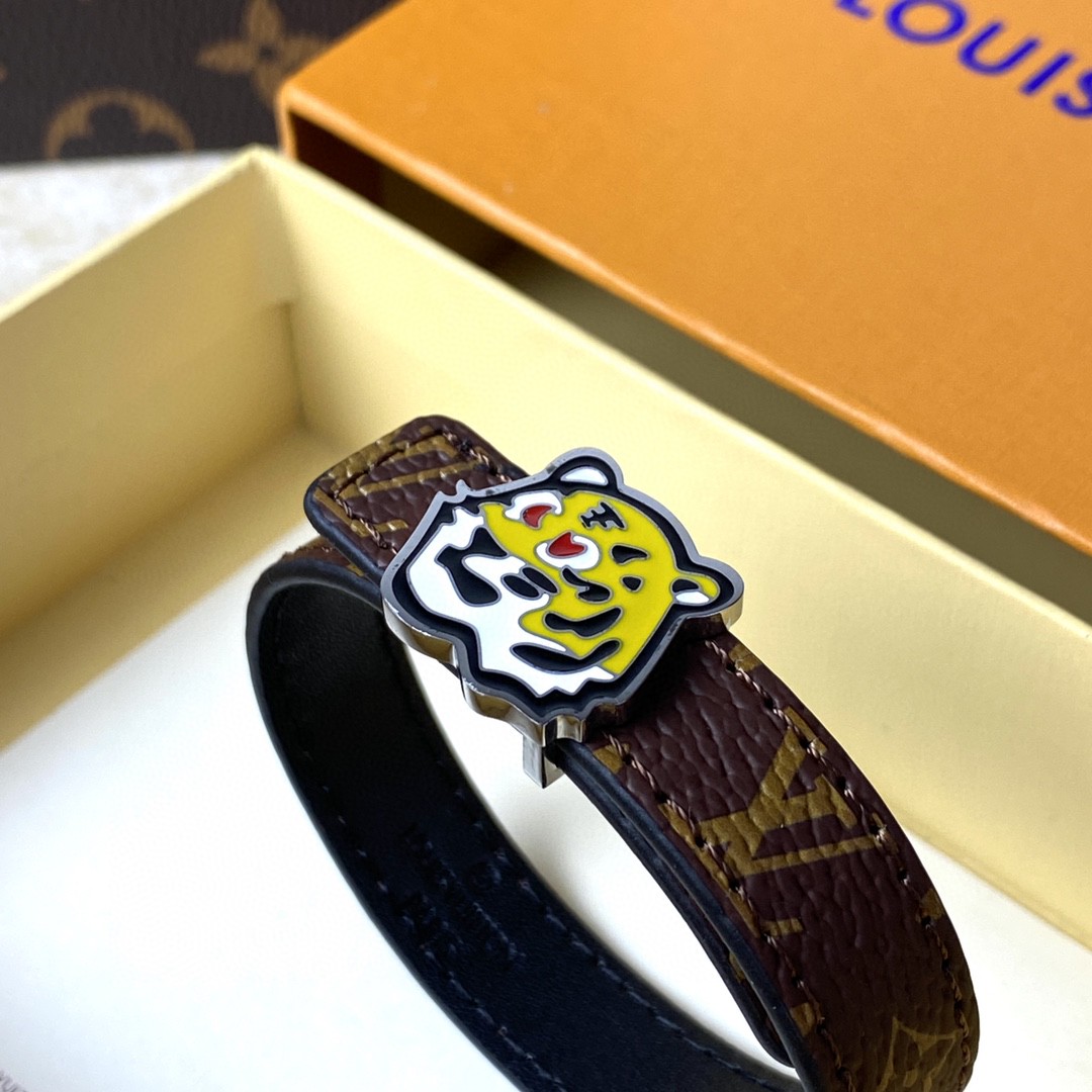 ルイヴィトン 超美品 ブレスレット.カフブレス