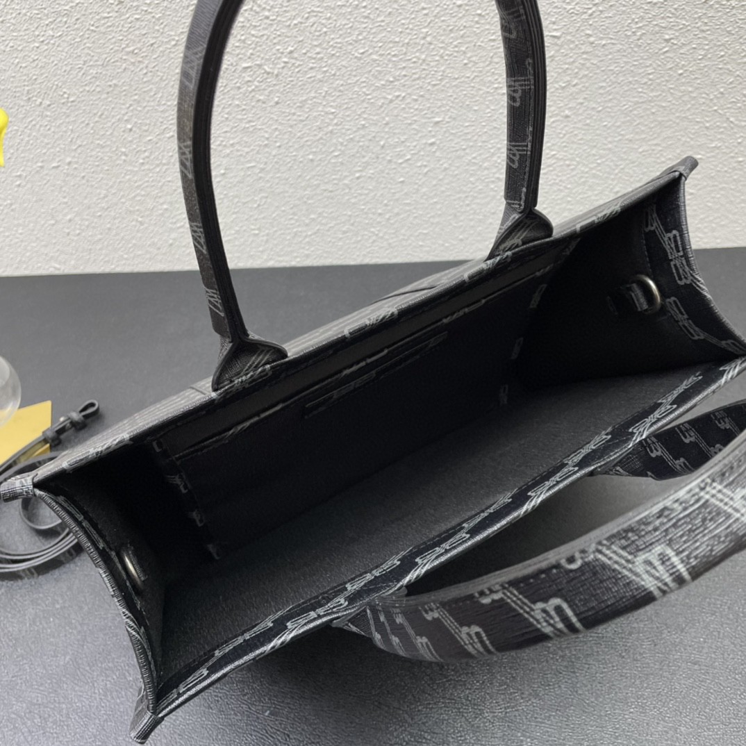 バレンシアガ 2023SSTote ショッピングバッグ 2302