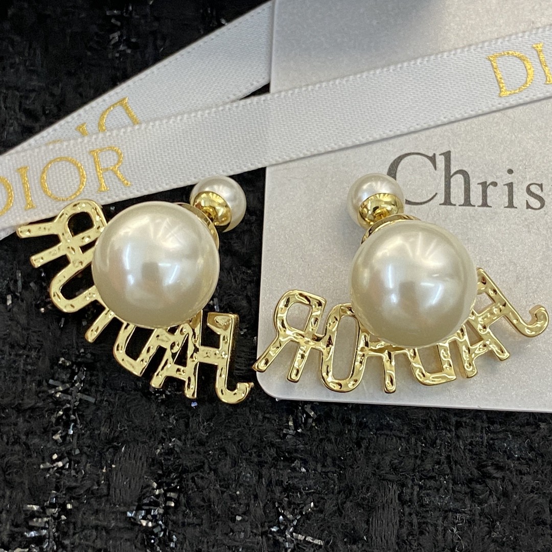 クリスチャンディオール 人気商品 ピアス イアリング