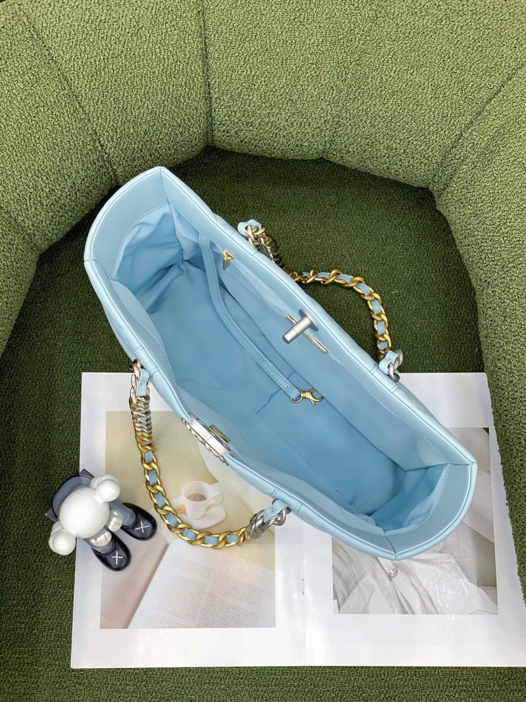 シャネル 超美品 ショッピングバッグ 2302CXY
