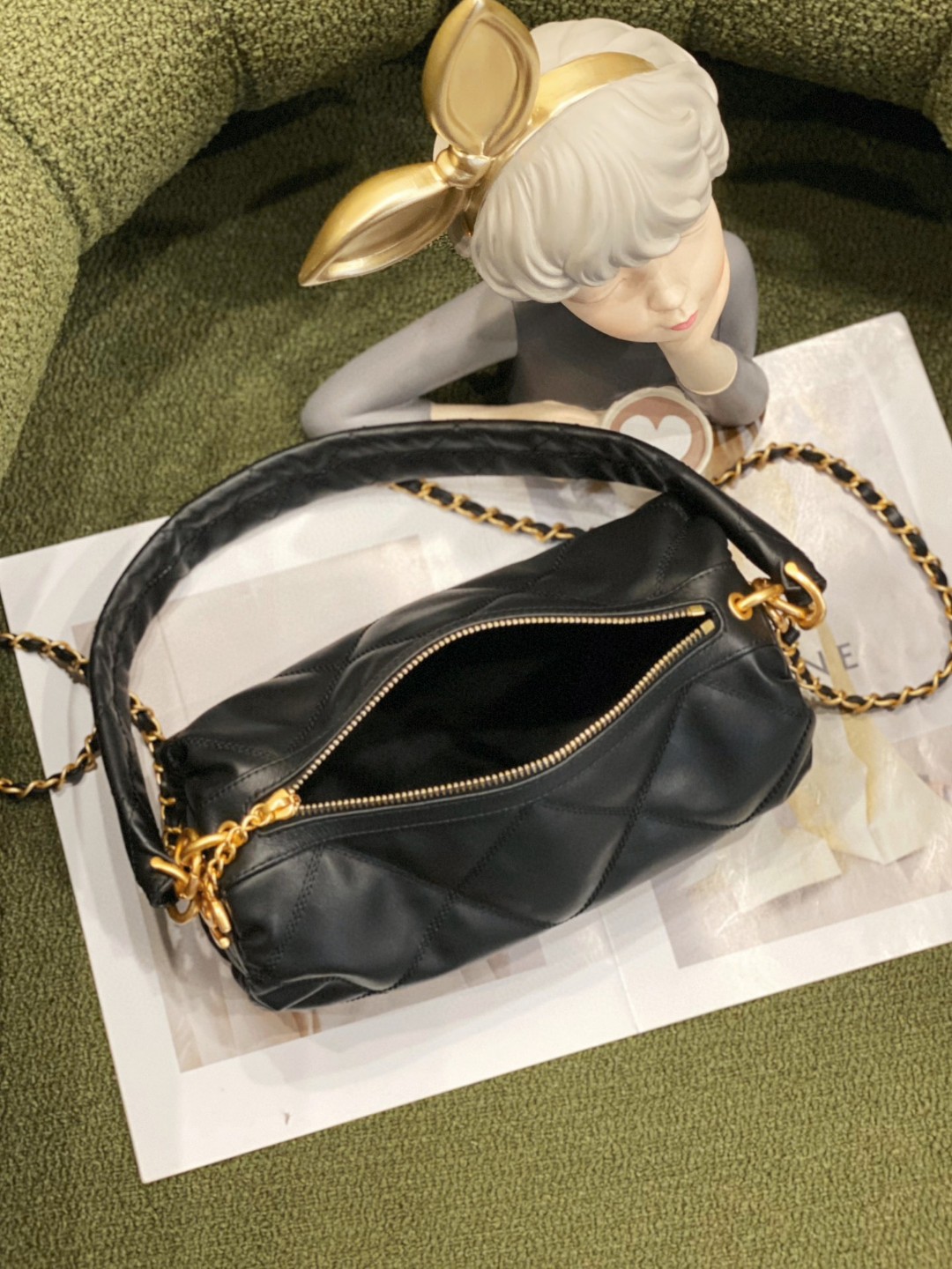 シャネル 人気商品 20cm Mini ショルダーバッグ