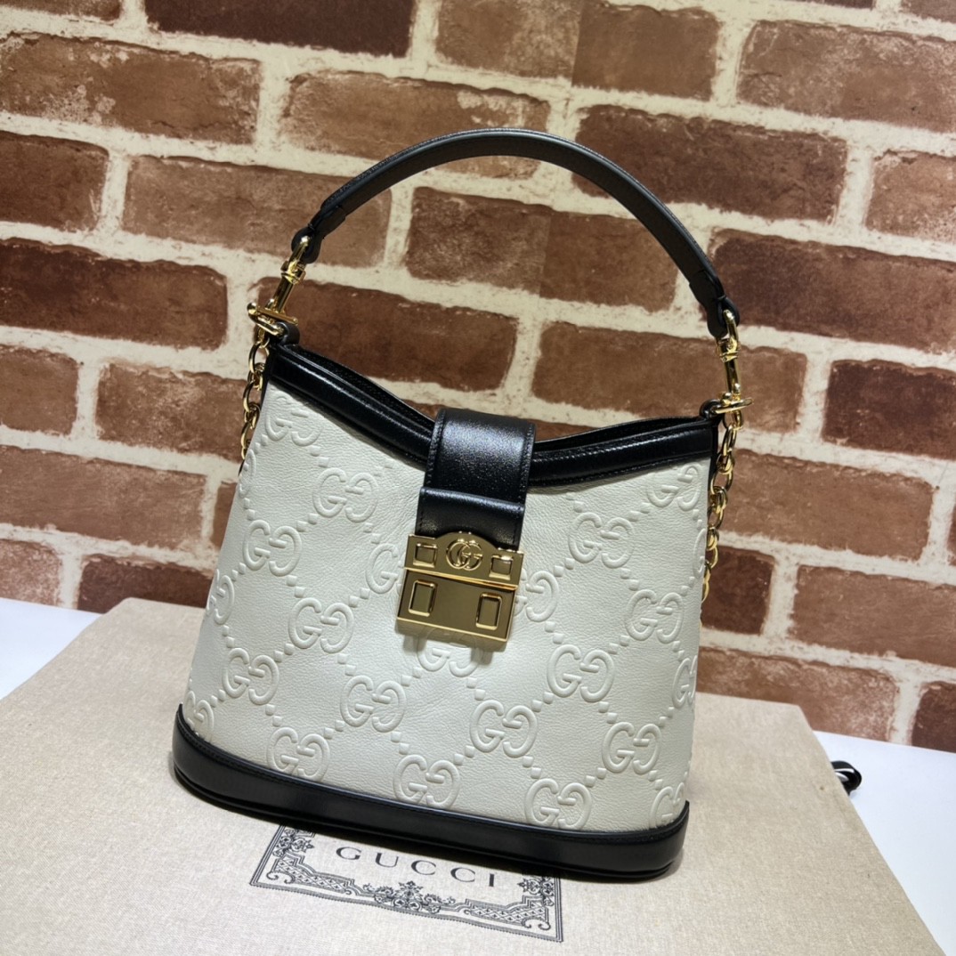 超美品 グッチ ワンショルダーハンドバッグ 2212
