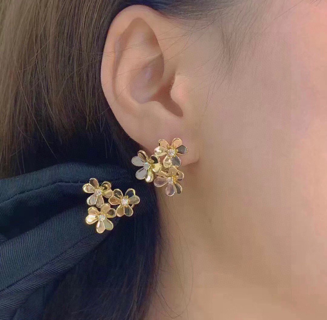 ヴァンクリーフ＆アーペル ピアス イアリング