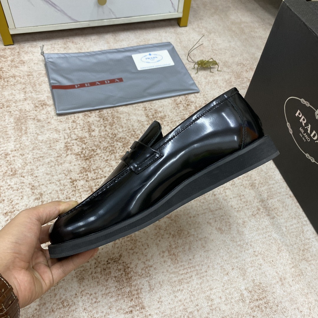 プラダ 2022秋冬新品 ビジネスシューズ メンズ
