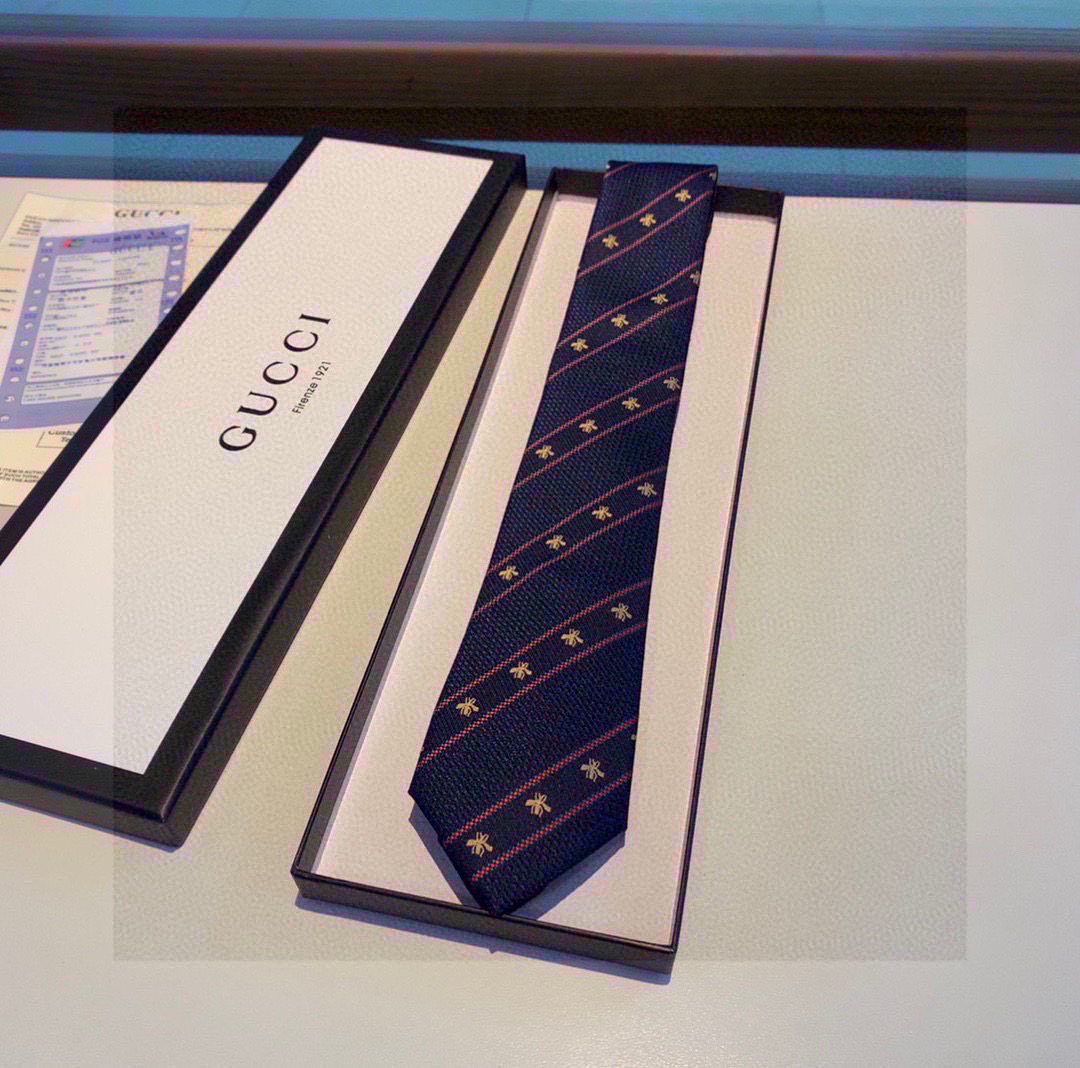 グッチ 海外人気貴族専門店 シルク Tie ネクタイ 紳士