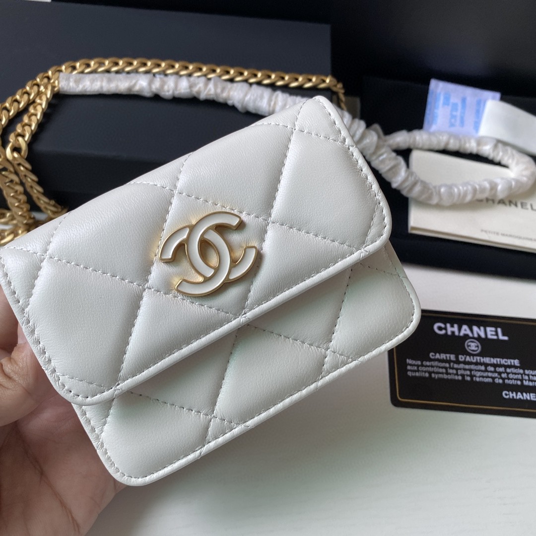 シャネル 超美品 mini チェーンショルダーバッグ 2211