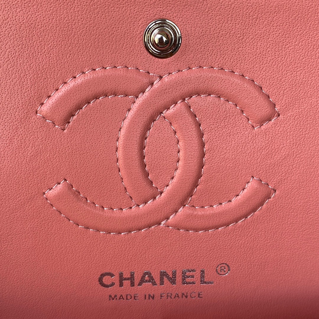 シャネル 23cm Classic Flap Bag チェーンショルダーバッグ