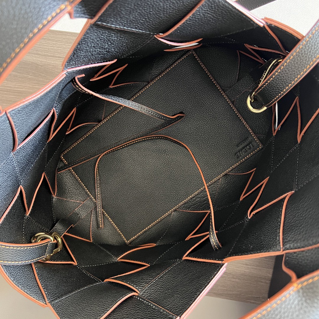 ロエベ 完美品質 Basket bag ハンドバッグ 鞄 カバン 2211