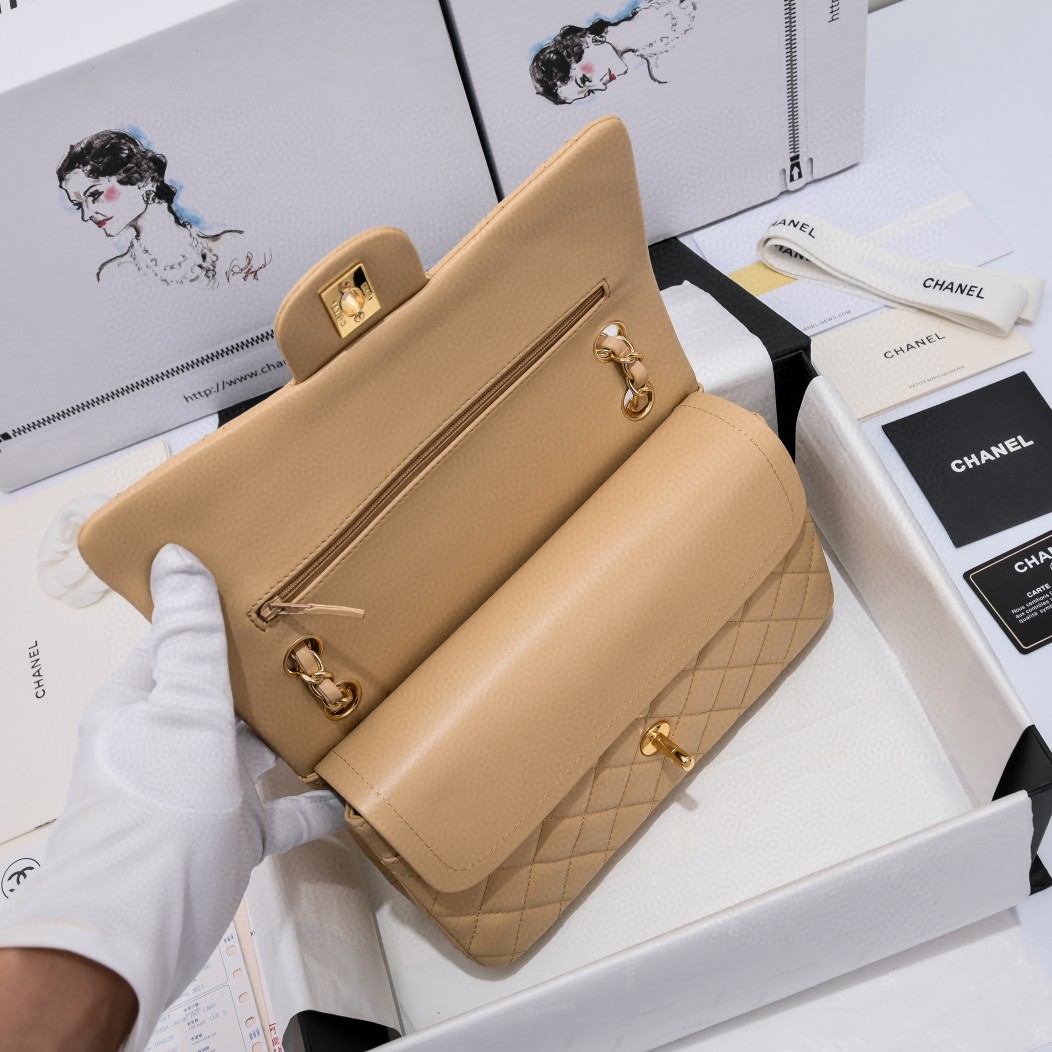 シャネル 超美品 チェーンショルダーバッグ カバン 2211