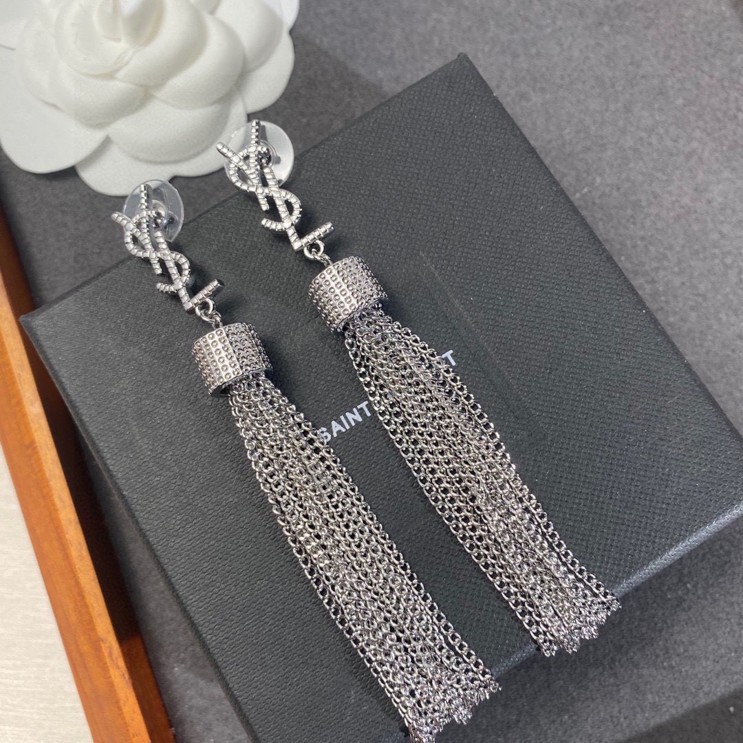 イヴ サンローラン 新作続々入荷中 ピアス イアリング