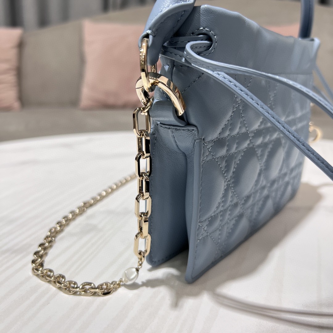 クリスチャンディオール 超美品 Mini Lady ショルダーバッグ 2302AADA