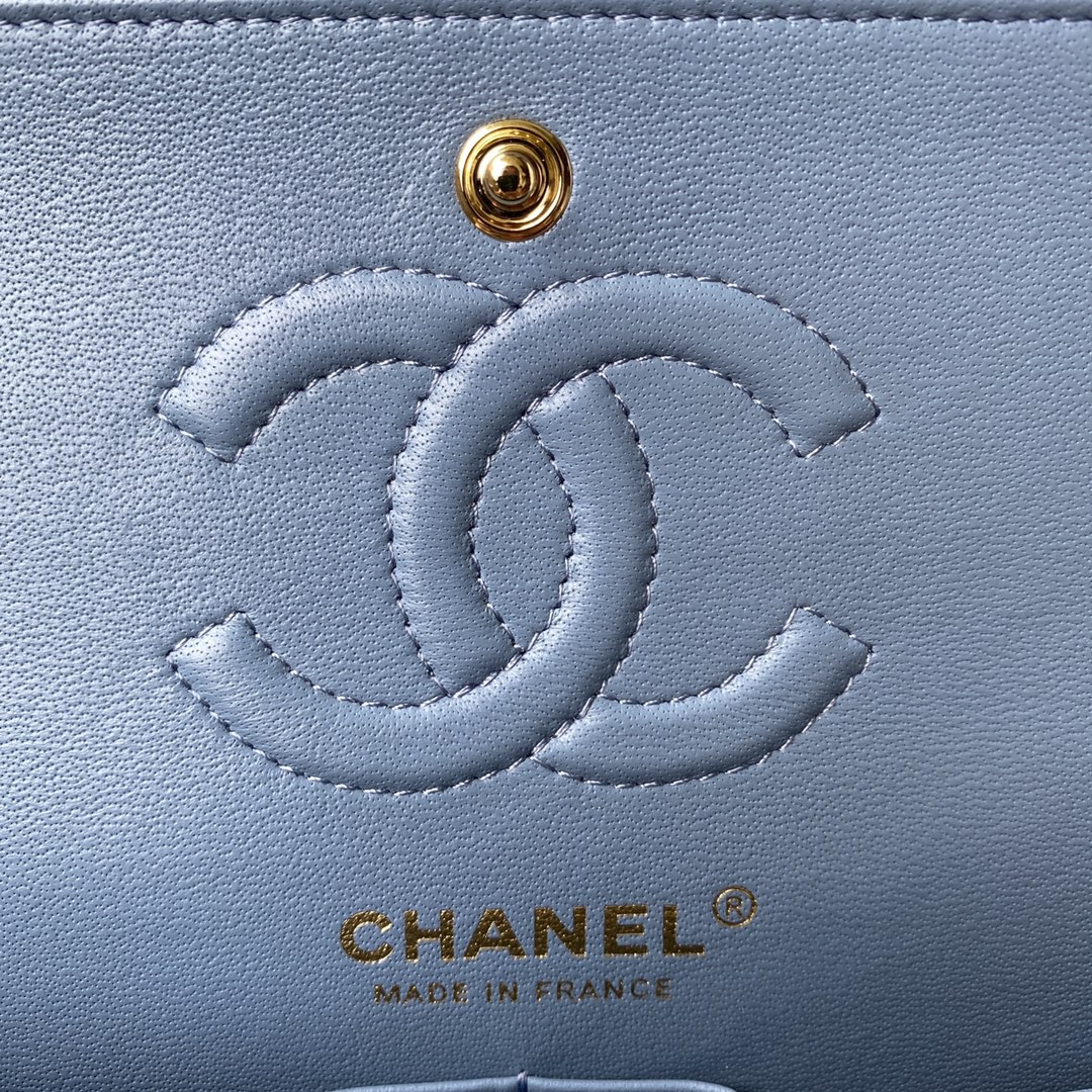 シャネル 23cm Classic Flap Bag チェーンショルダーバッグ 2212
