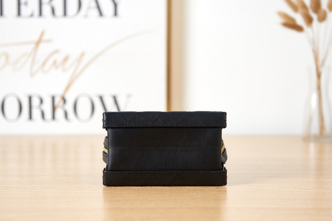 シャネル 超美品 15cm 2WAY 手提げ袋 チェーンショルダーバッグ