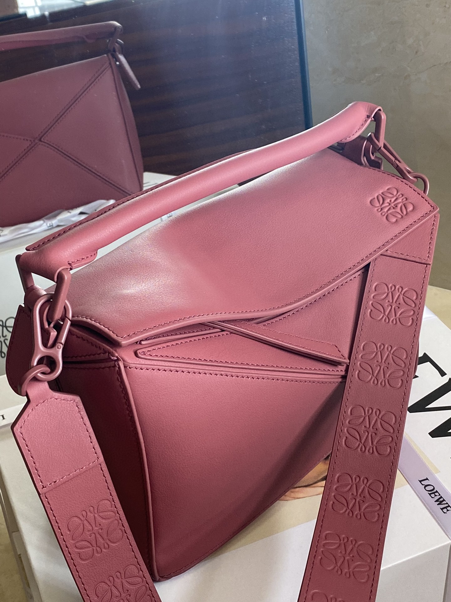 ロエベ 完美品質 24cm Puzzle ハンドバッグ